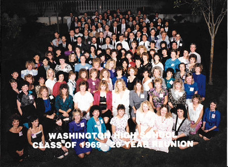 20 year reunion group photo